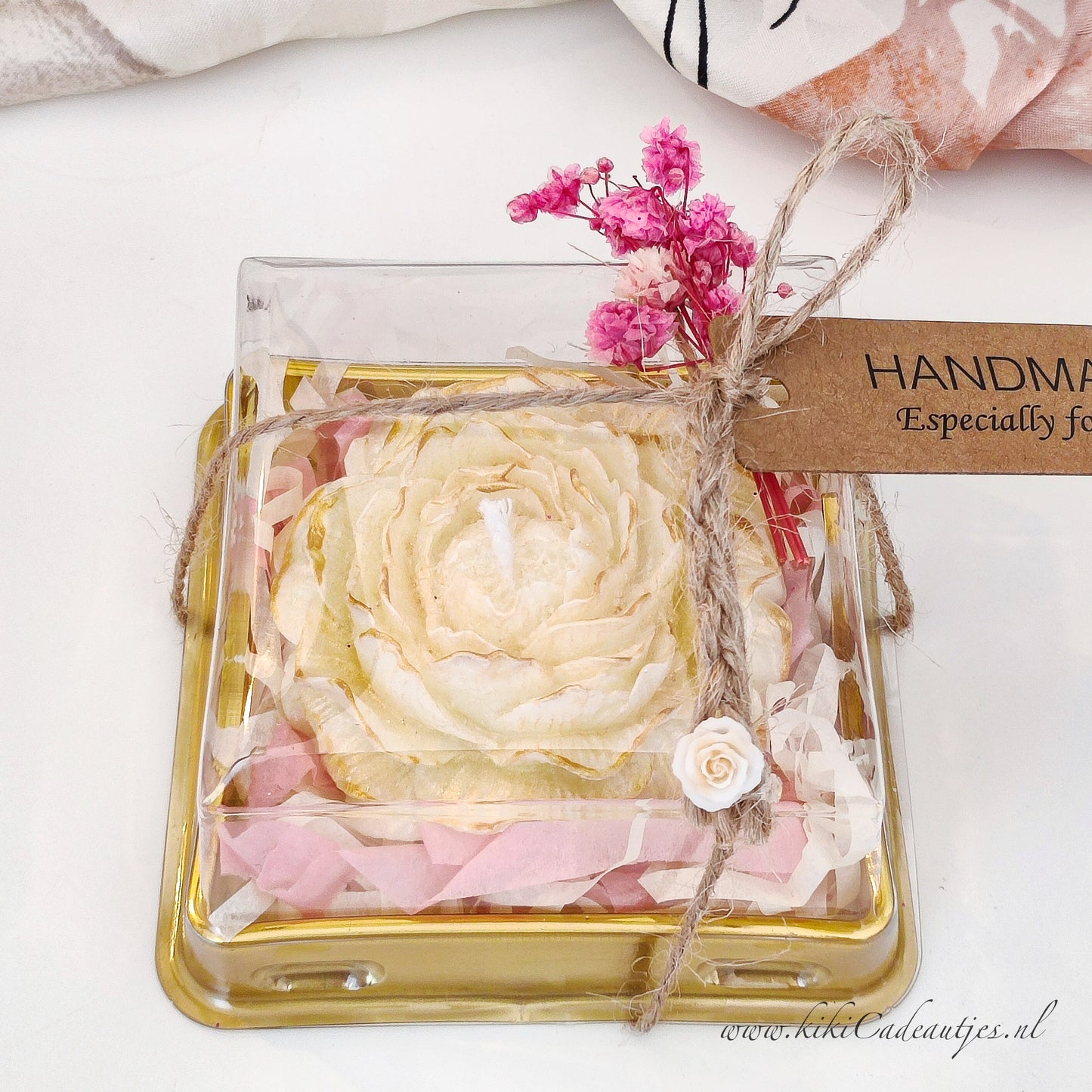 Luxury White Flower Candle with Gold Rim - Handmade Gift Candle