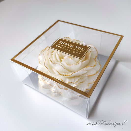 Luxury Scented Candle in the Shape of White Ranunculus – Handmade with Gold Edge