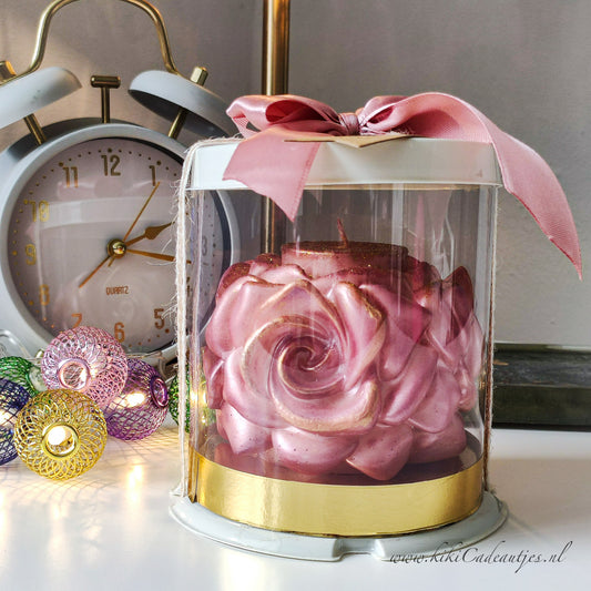 Handmade Candle with Three Flowers – Pink & Gold in Luxury Gift Box