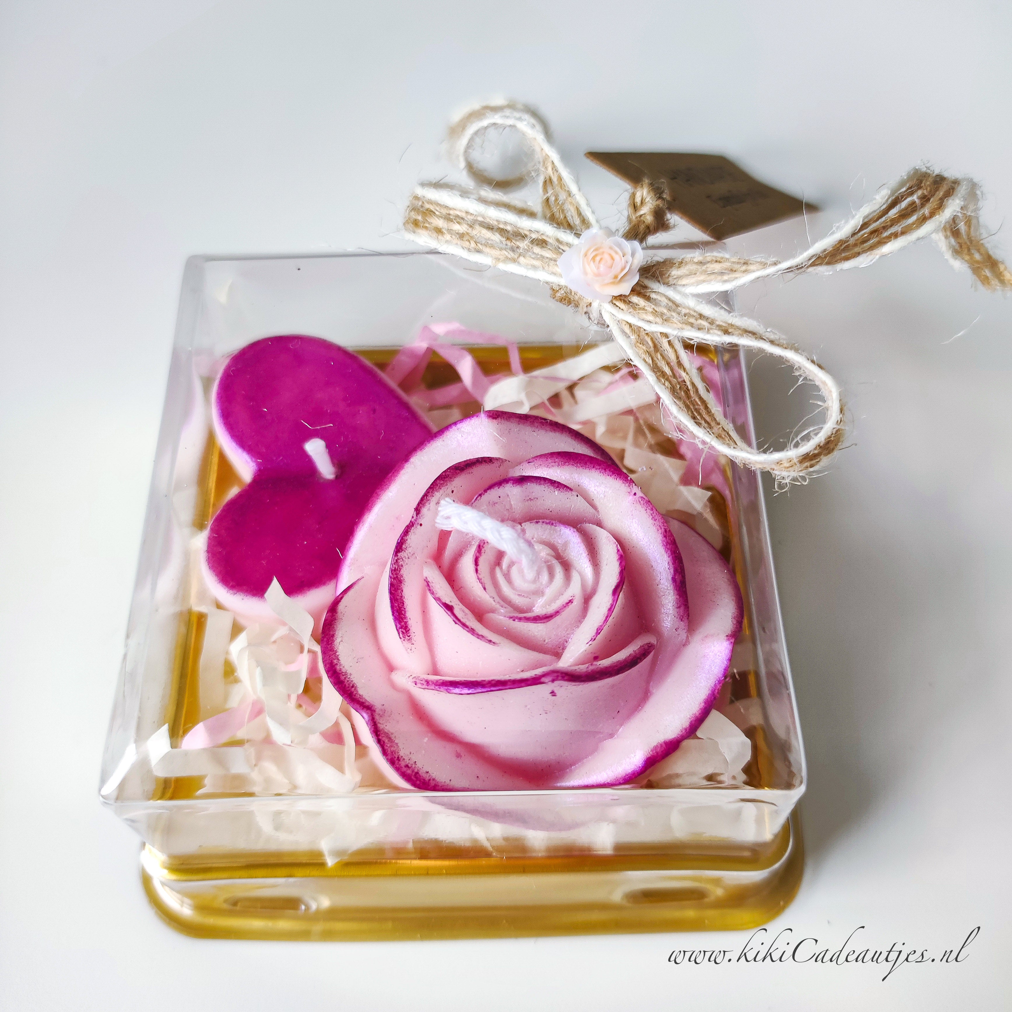 Handgemaakte RozenKaars+Hartkaars in Geschenkdoos
