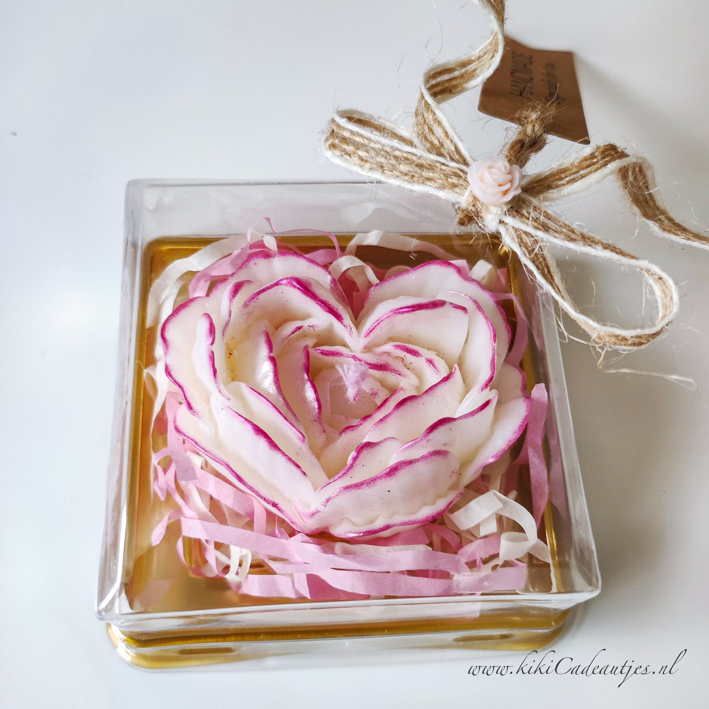 Handmade Heart-Shaped Flower Candle in Gift Box